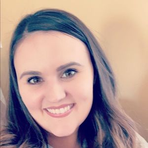Meet your Posher, Brittney